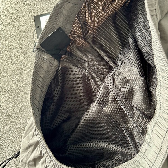 Men’s CSG Swim Trunks size Medium - Picture 4 of 4